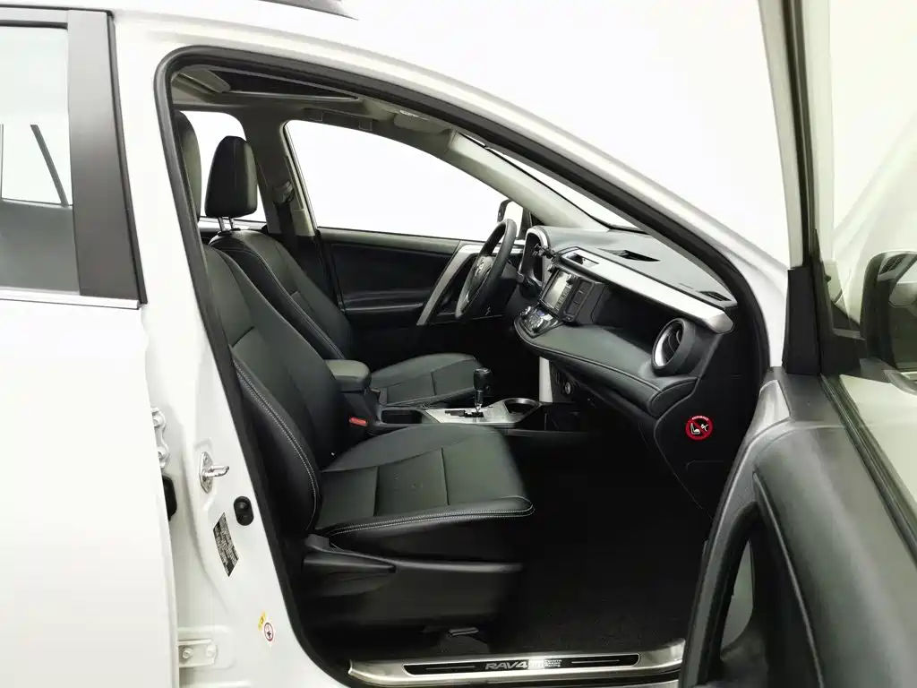 Toyota RAV4 — миниатюра 23