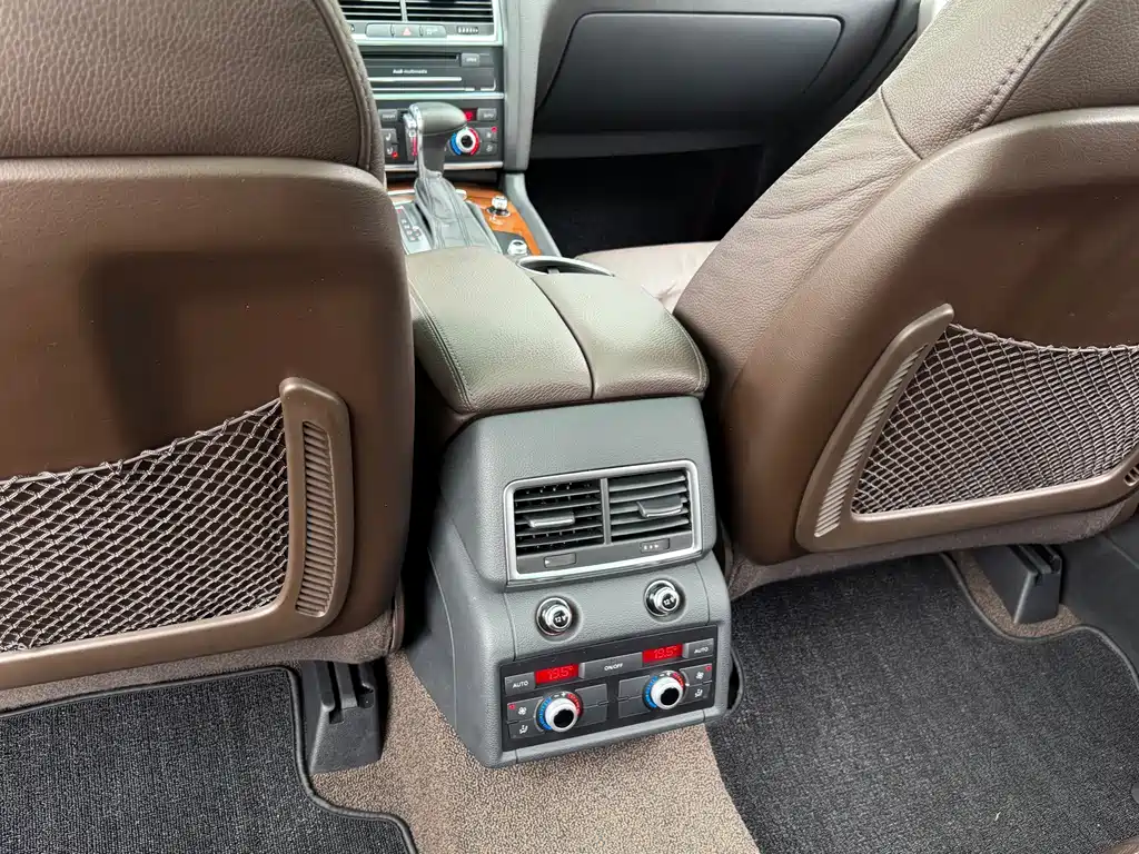Audi Q7 — миниатюра 20