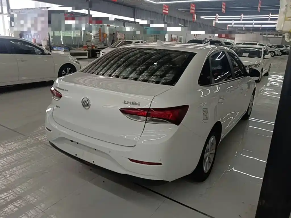 Buick Excelle — миниатюра 7