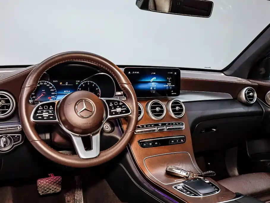 Mercedes-Benz GLC — миниатюра 21