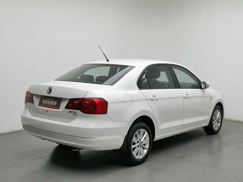 Volkswagen Jetta — миниатюра 2