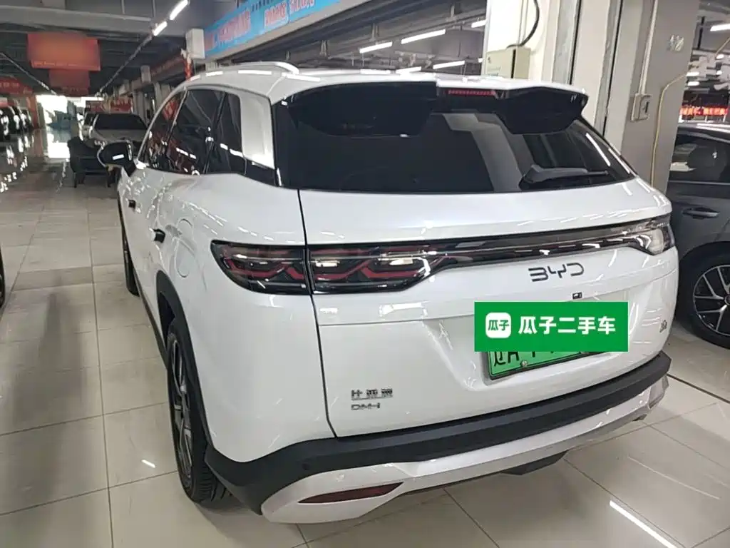 BYD L DM-i — миниатюра 5