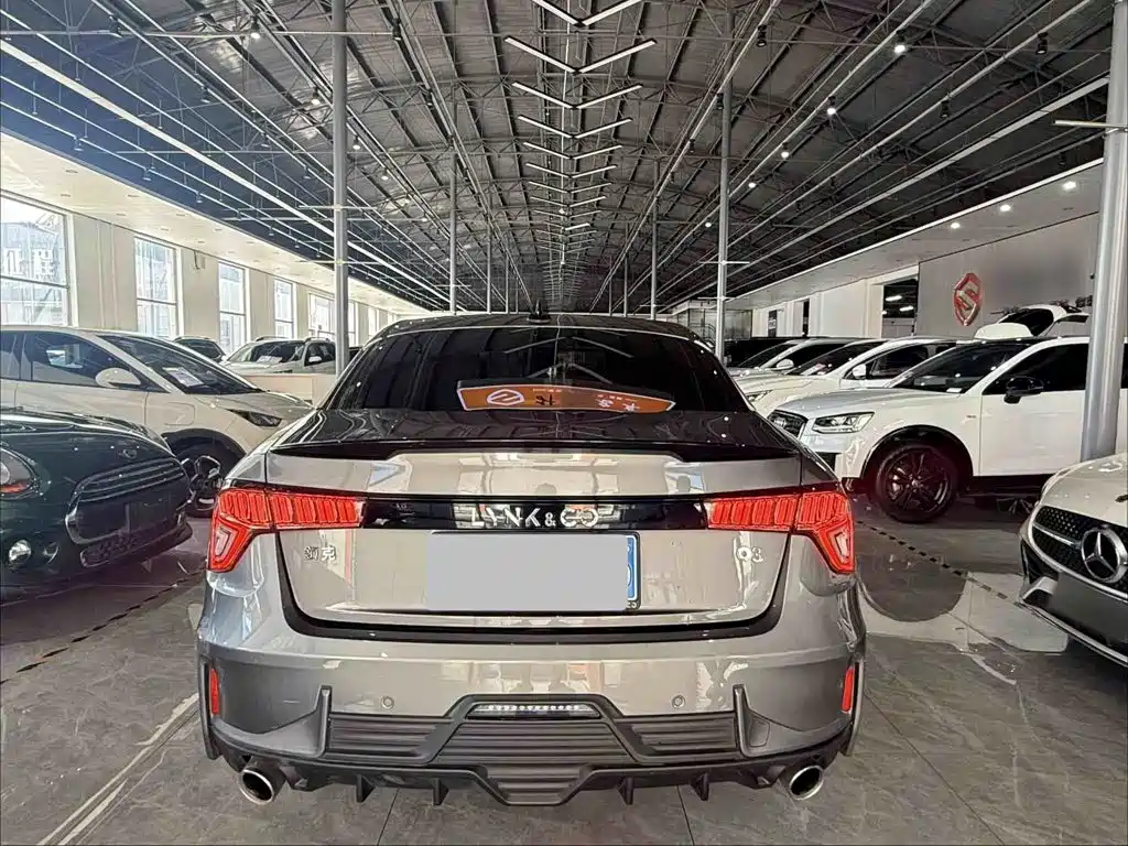 Lynk & Co 03 — миниатюра 22