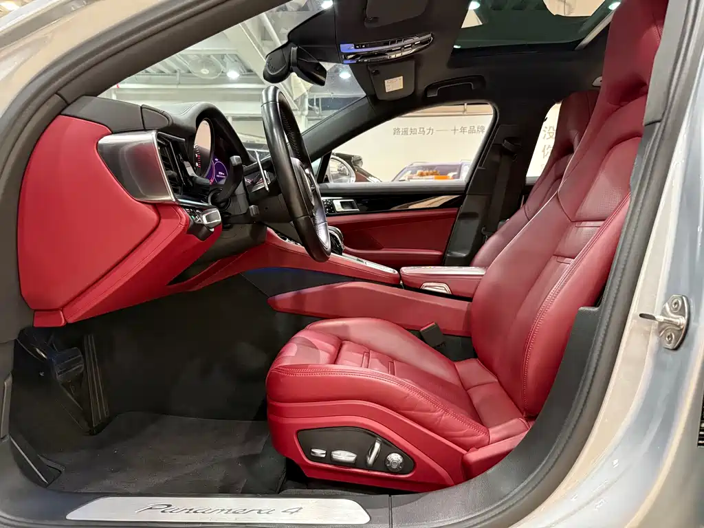 Porsche Panamera — миниатюра 10