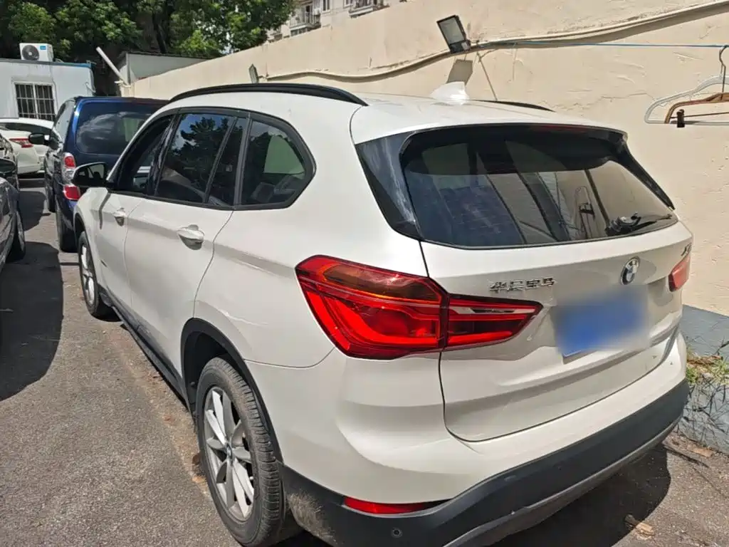 BMW X1 — миниатюра 5