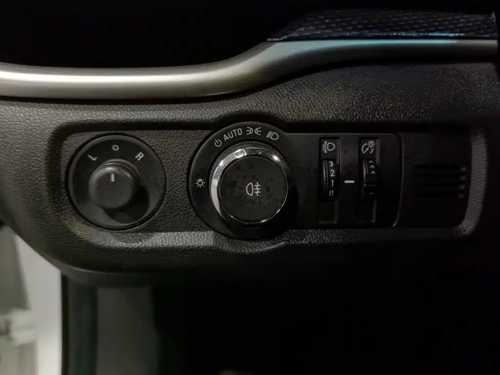 Buick Excelle — миниатюра 21