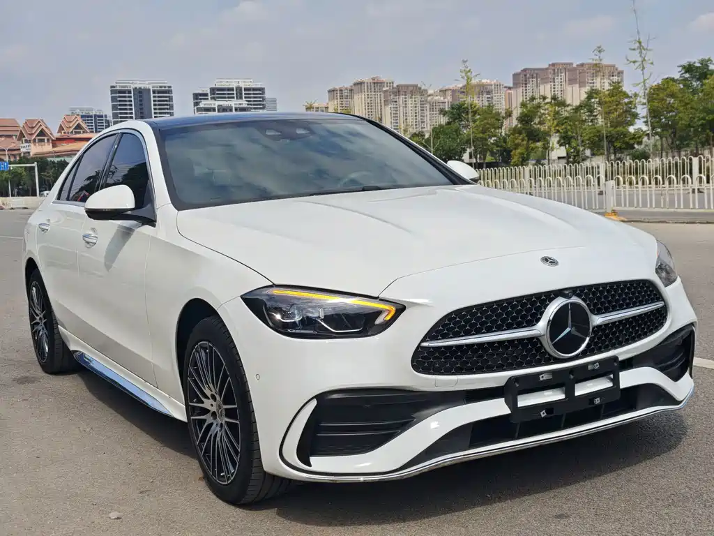 Mercedes-Benz C-Class — миниатюра 3