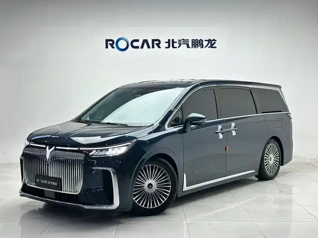 VOYAH LANTU DREAMER 2025