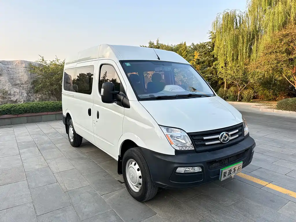 MAXUS V80 — миниатюра 2