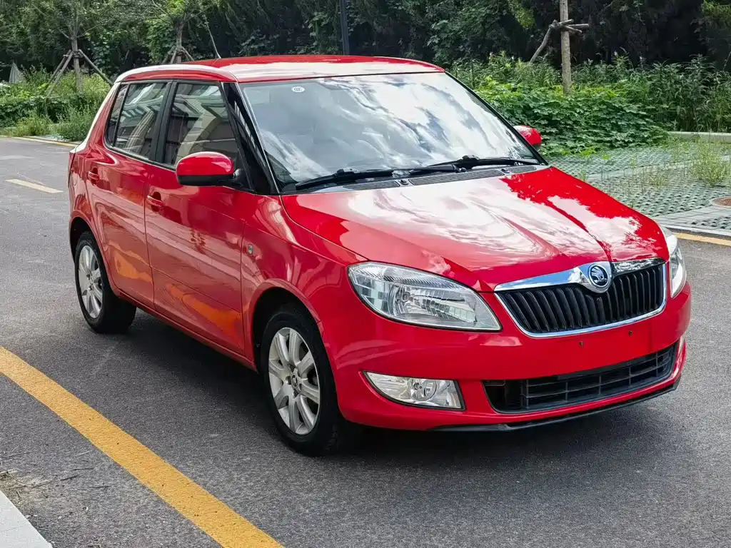Skoda Fabia — миниатюра 3