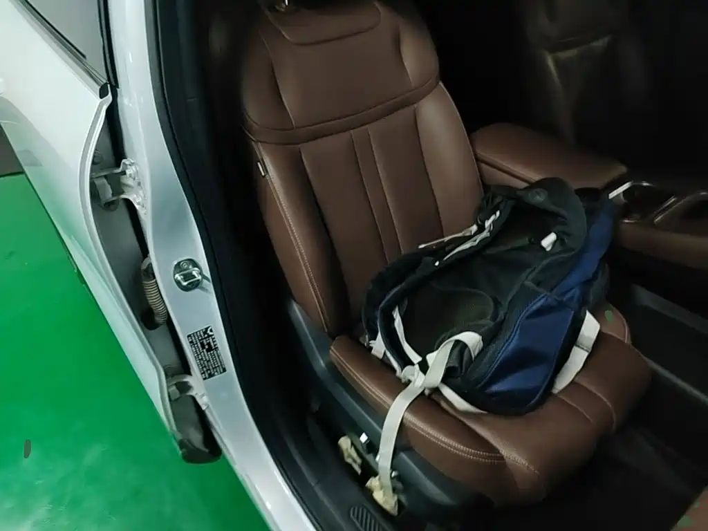 Wuling Xingguang S — миниатюра 20
