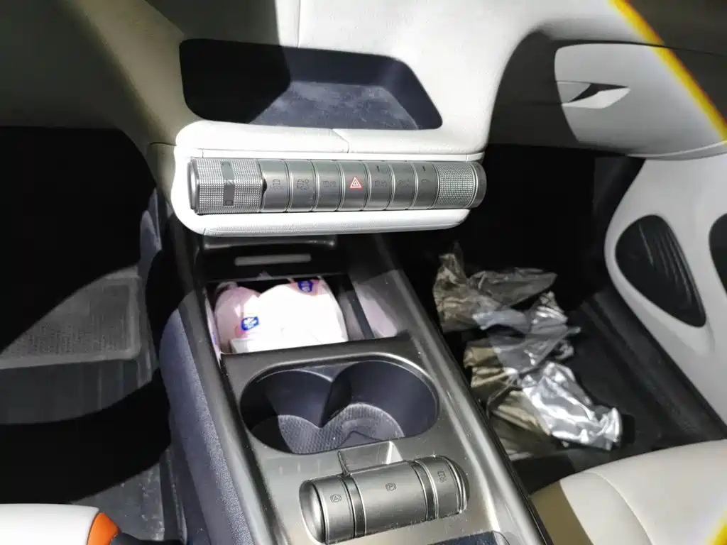 BYD Dolphin - фото 15
