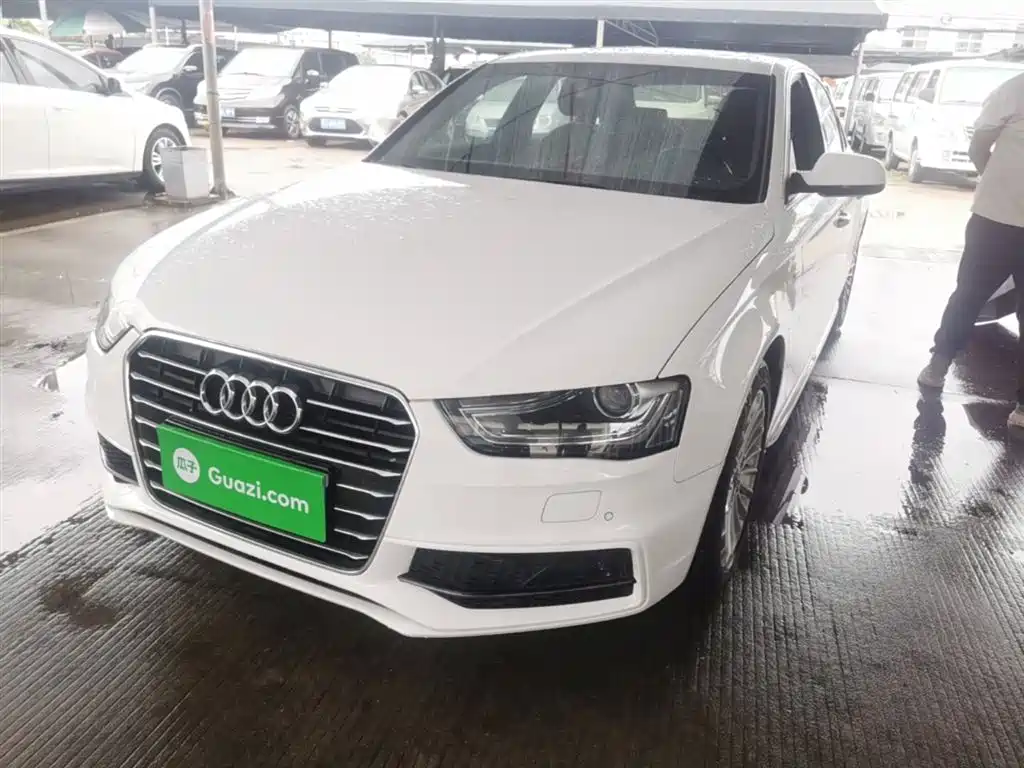Audi A4L 2016
