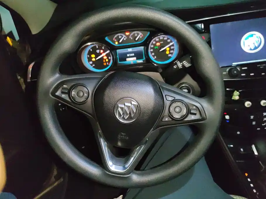 Buick Envision Plus — миниатюра 15