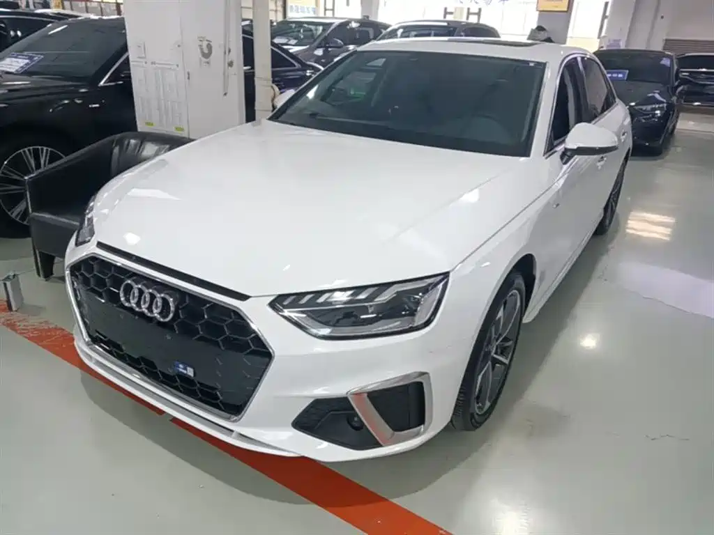 Audi A4L 2021