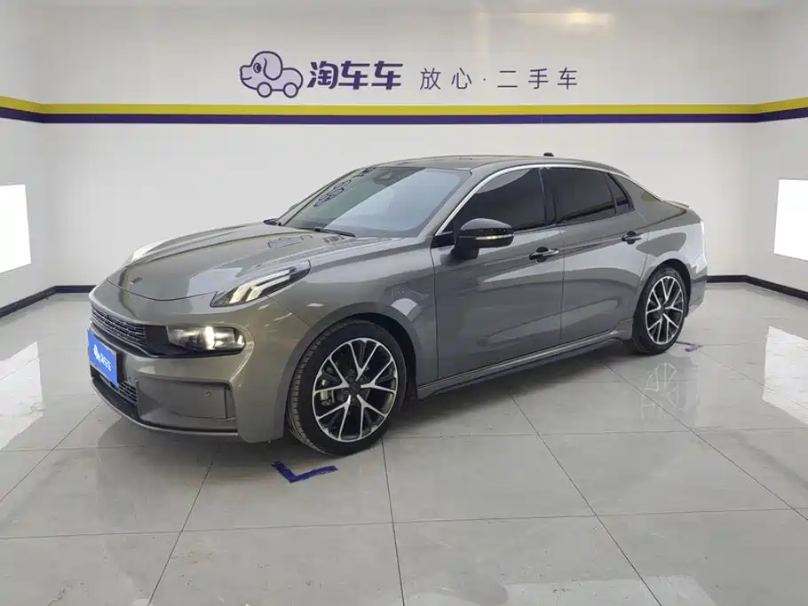 2022 Lynk & Co 03 - zdjęcie 1 z 16