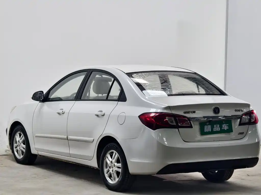Changan V5 — миниатюра 6
