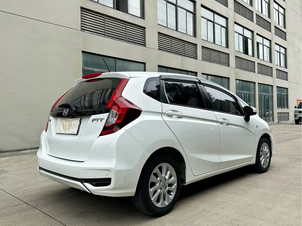 Honda Fit — миниатюра 16