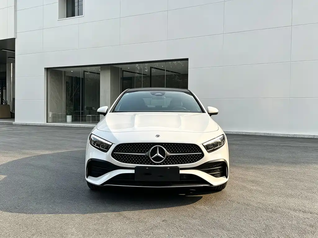 Mercedes-Benz A-Class — миниатюра 2