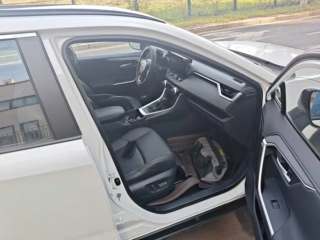 Toyota Wildlander — миниатюра 19