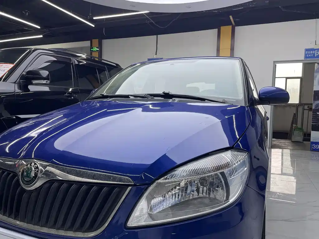 Skoda Fabia 2012 1.4L MT