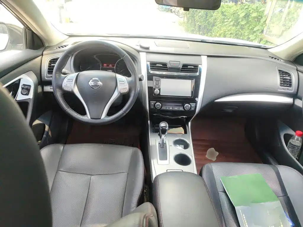 Nissan Teana — миниатюра 5