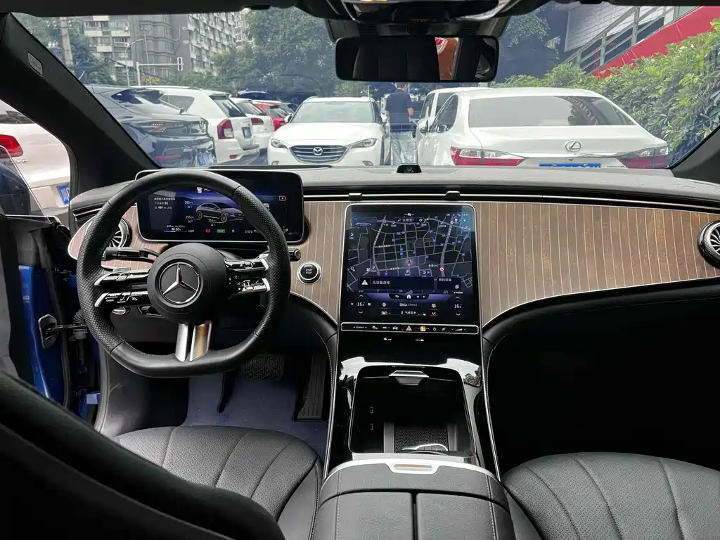 Mercedes-Benz EQE 2022 350 Luxury