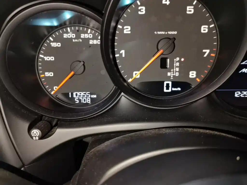 Porsche Macan — миниатюра 12