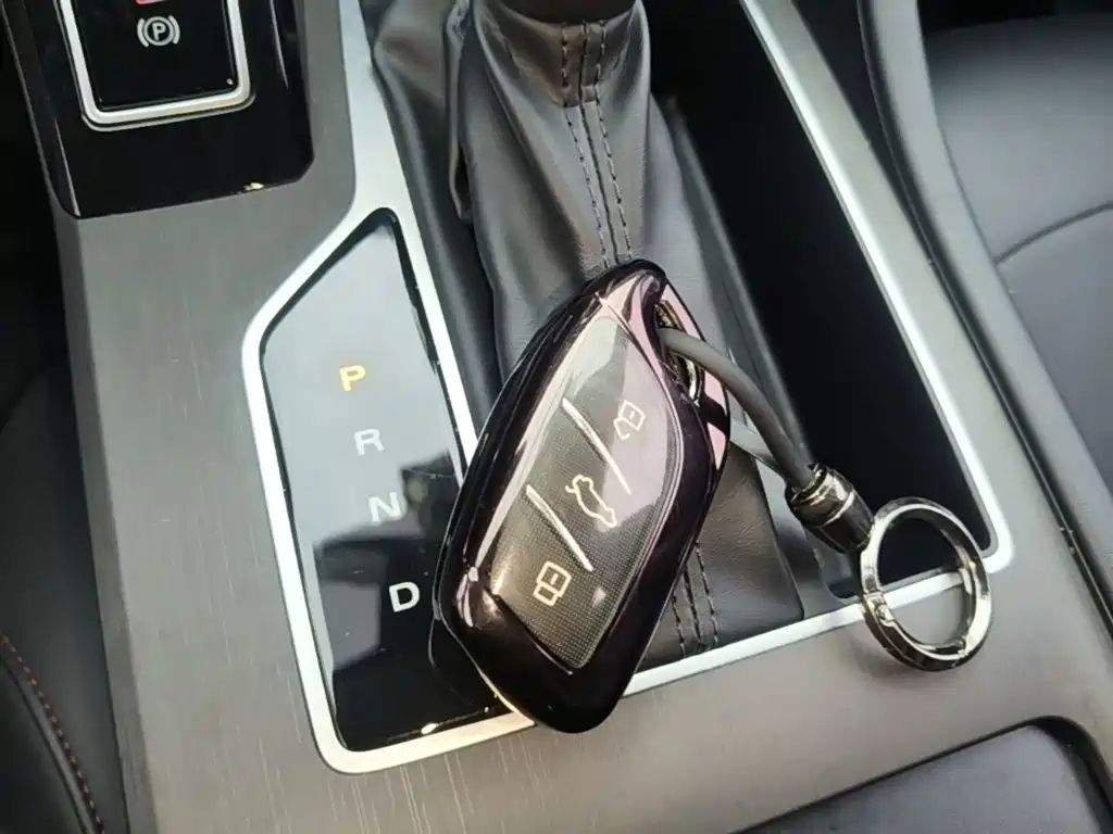 Roewe i5 — миниатюра 9