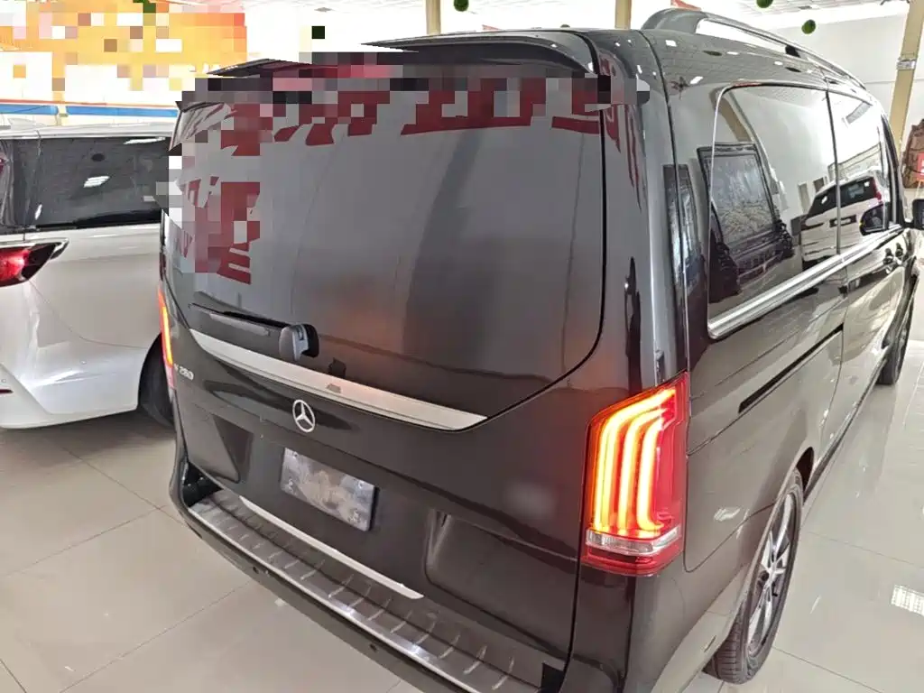Mercedes-Benz V-Class — миниатюра 6