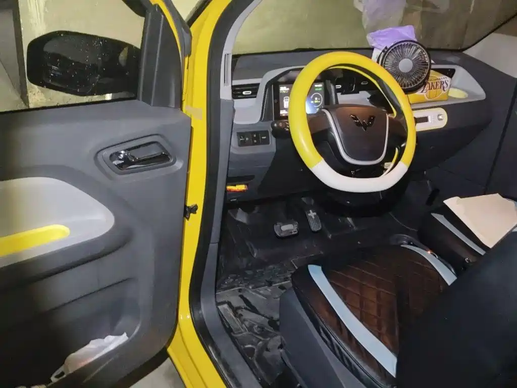Wuling MINIEV — миниатюра 12