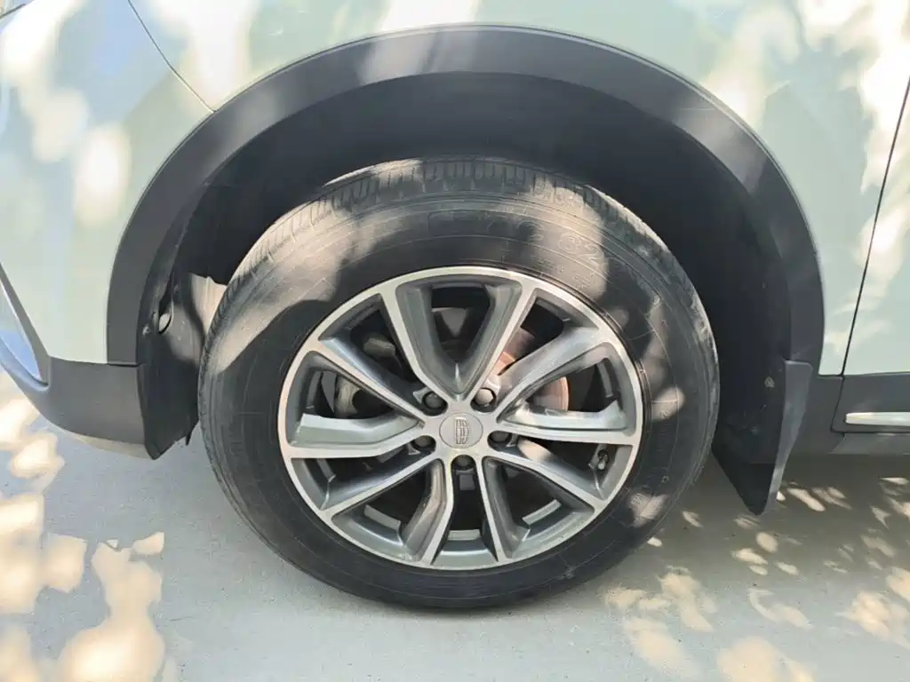 Geely Boyue — миниатюра 23