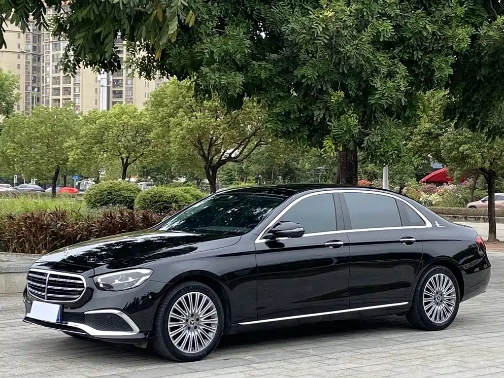 Mercedes-Benz E-Class 2021