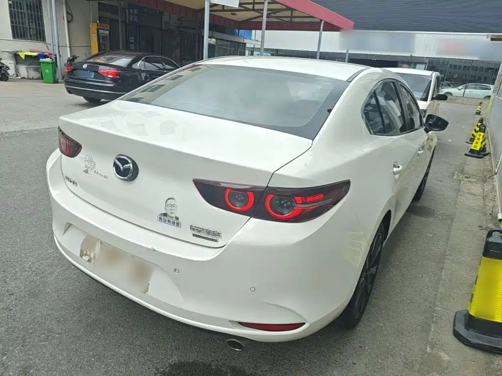 Mazda 3 Axela — миниатюра 7