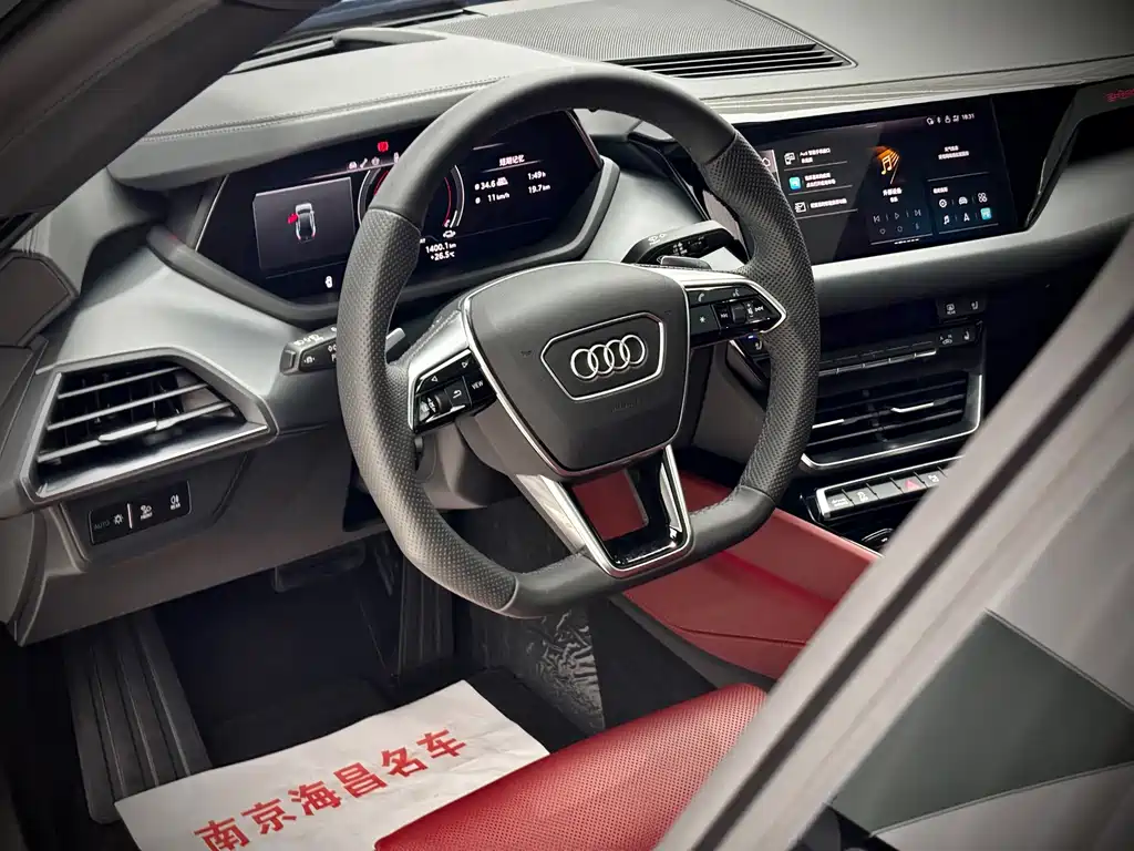 Audi RS e-tron GT — миниатюра 9
