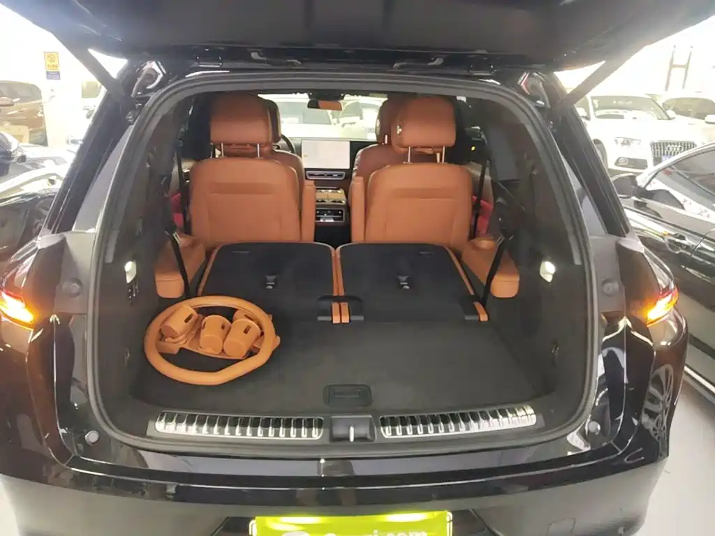 Li Auto Li L8 — миниатюра 19