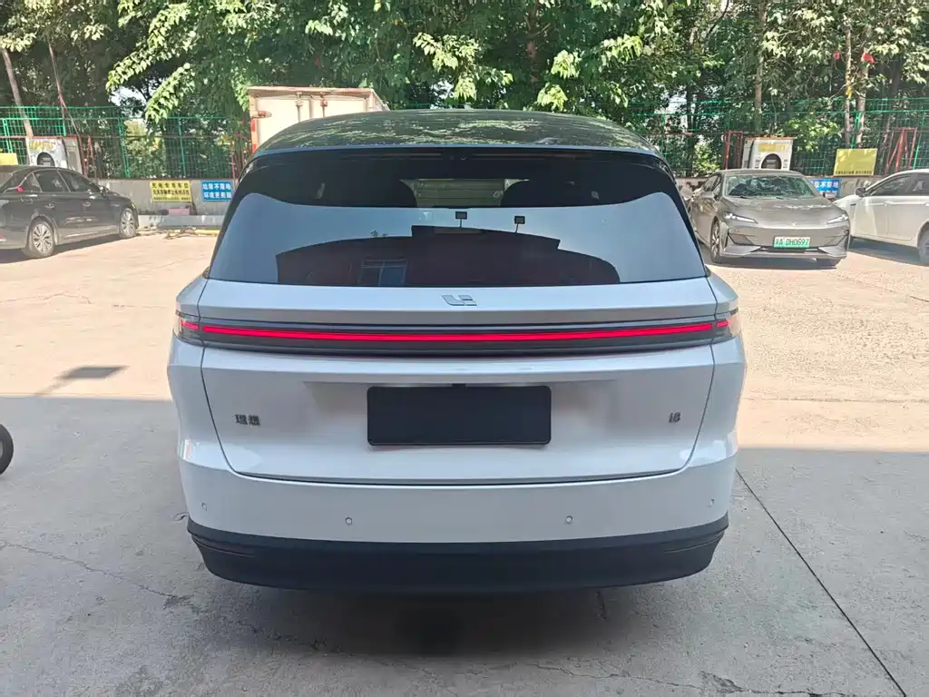 Li Auto Li i8 — миниатюра 2