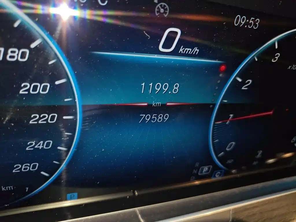 Mercedes-Benz E-Class — миниатюра 5