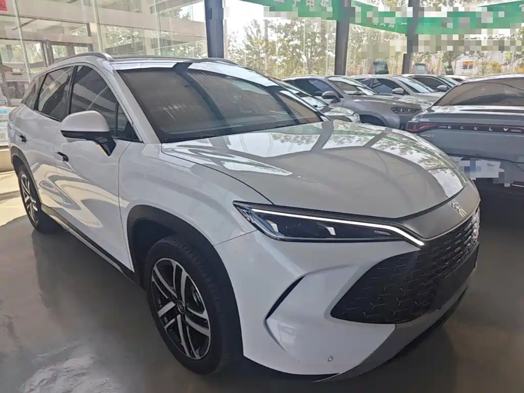 BYD L DM-i — миниатюра 4
