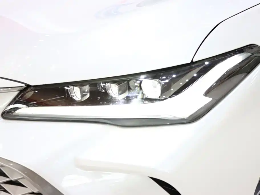 Toyota Avalon — миниатюра 7