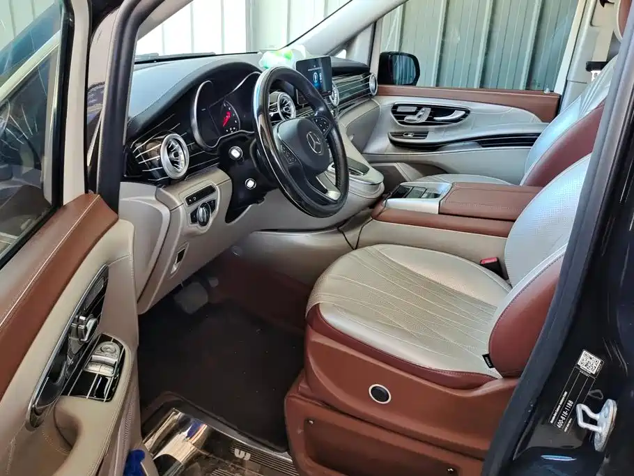 Mercedes-Benz V-Class — миниатюра 9