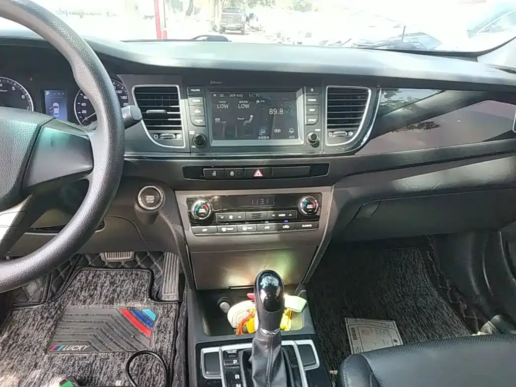 Hyundai Mistra — миниатюра 13