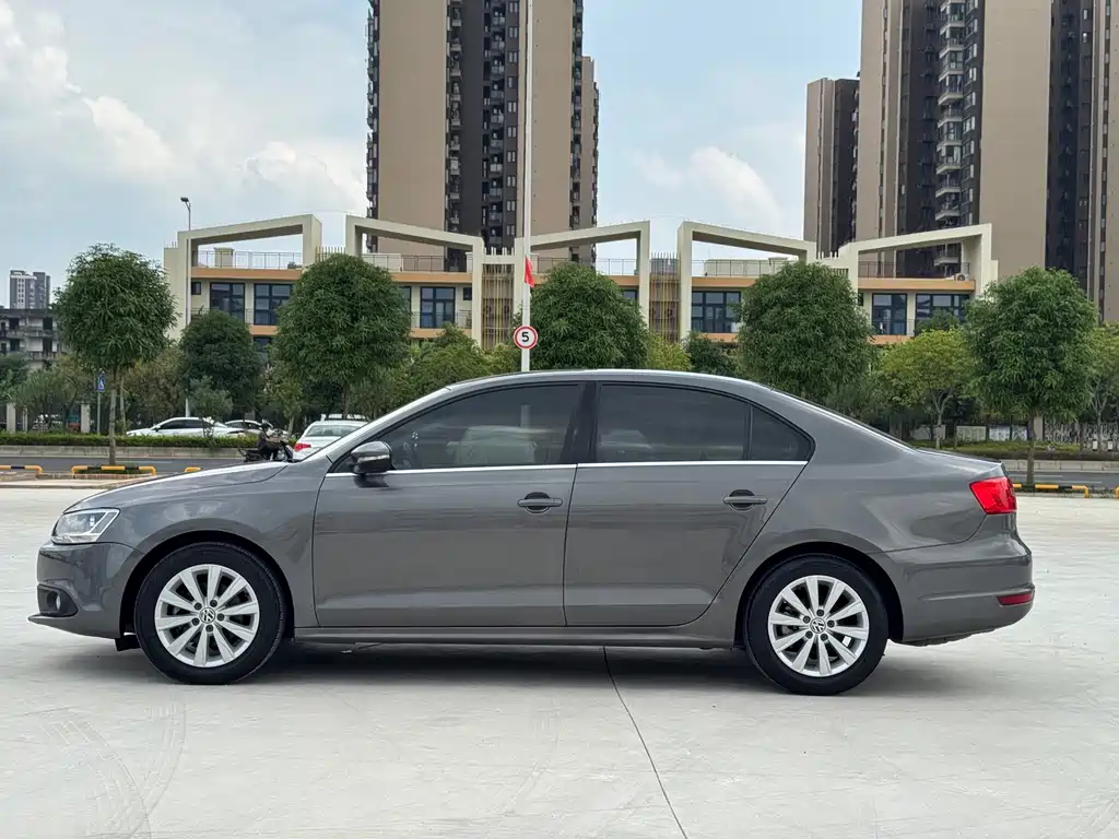 Volkswagen Sagitar — миниатюра 8