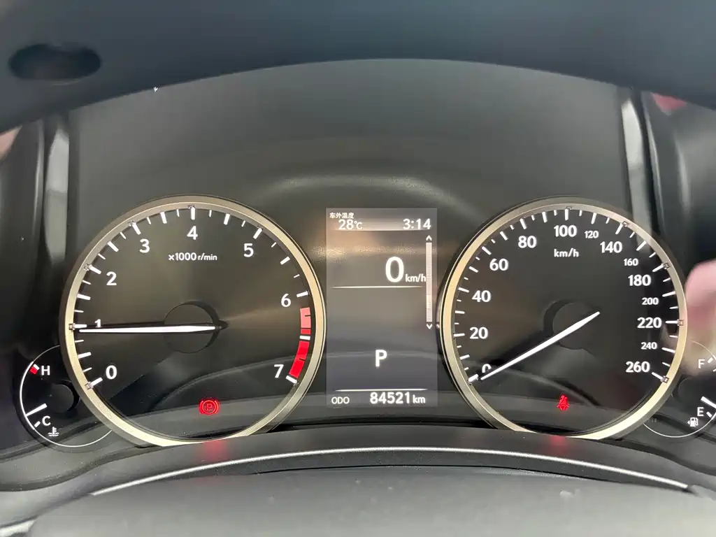 Lexus NX — миниатюра 20