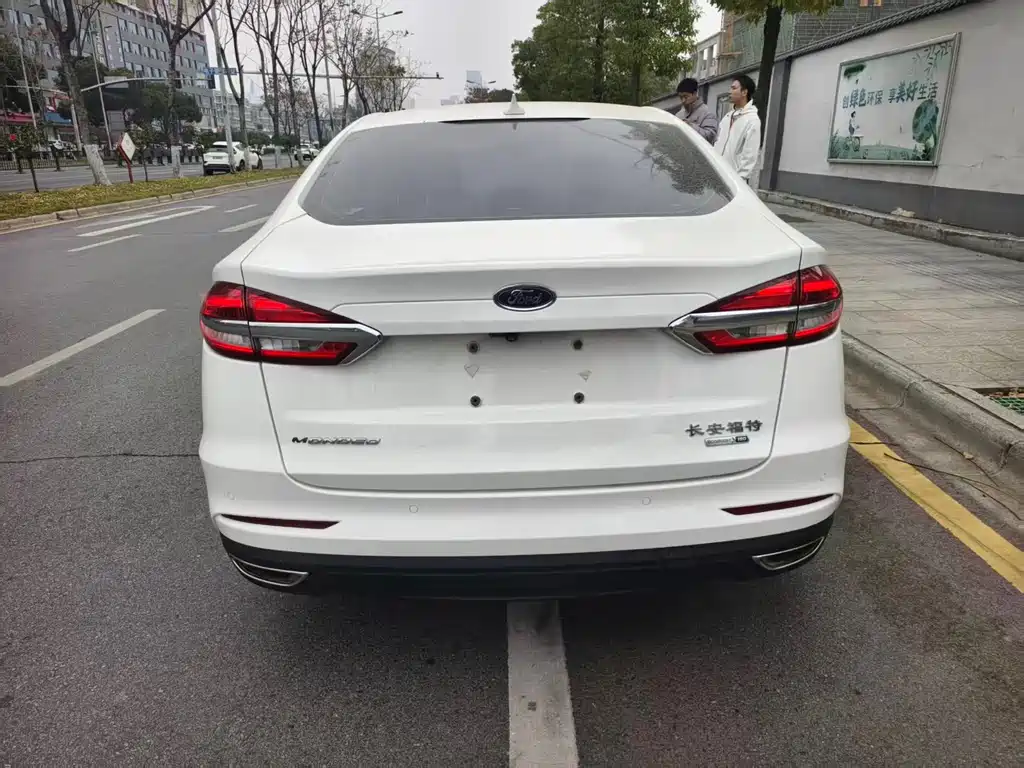 Ford Mondeo 2020 EcoBoost 180 Luxury