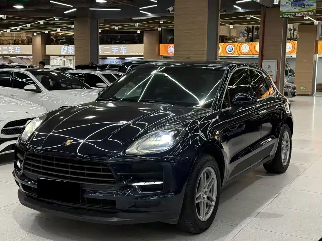 Porsche Macan — миниатюра 3