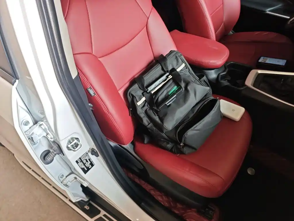 Toyota RAV4 — миниатюра 25