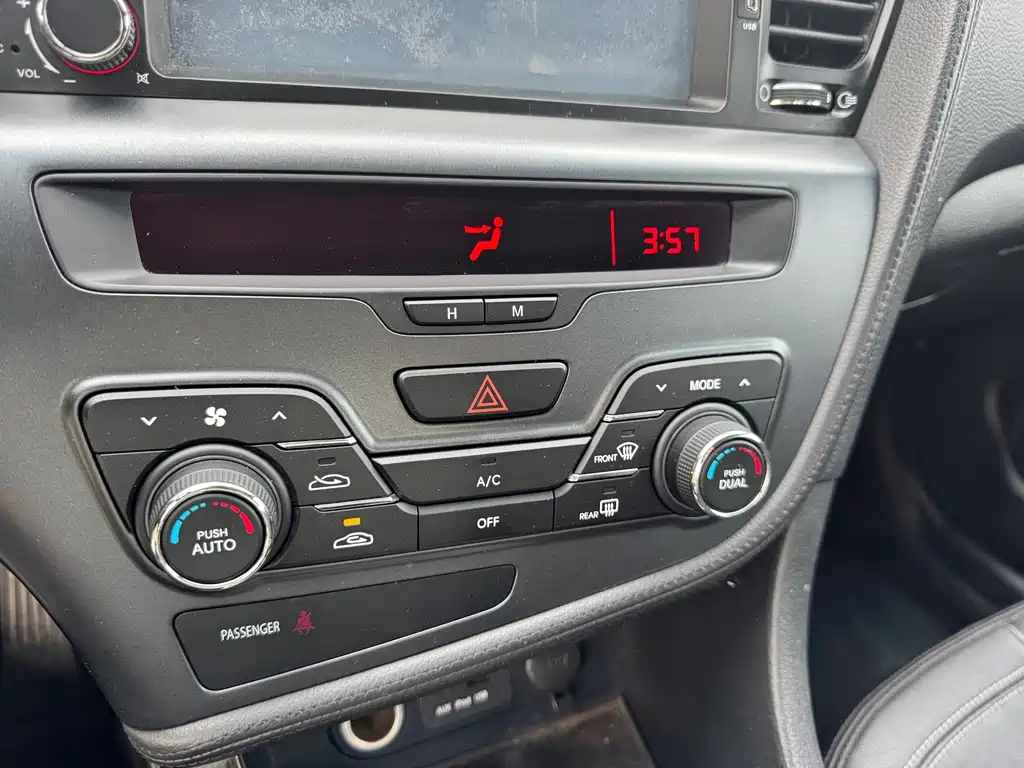 Kia K5 — миниатюра 24