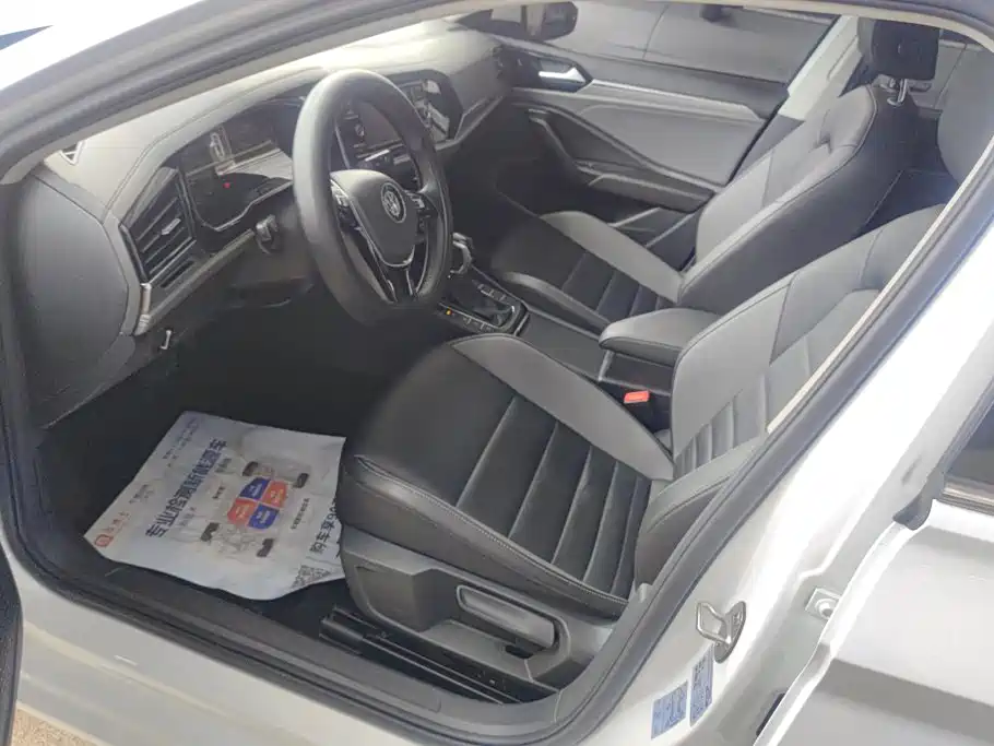 Volkswagen Sagitar — миниатюра 9