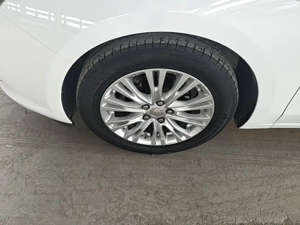 Buick Excelle — миниатюра 23